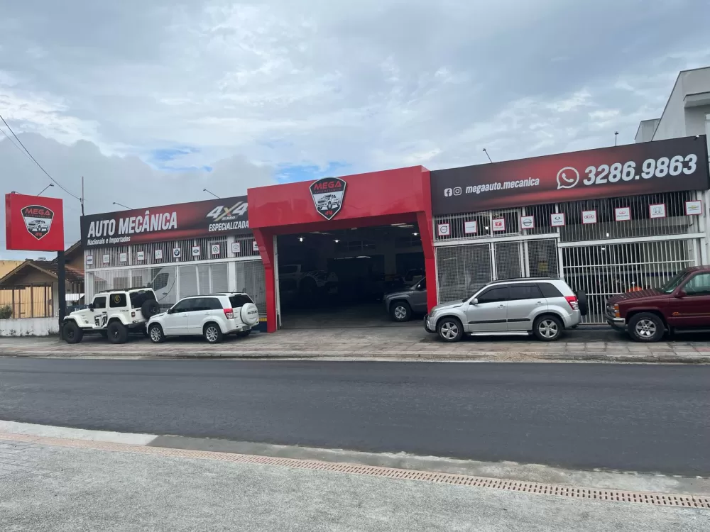 Fachada da Mega Auto Mecânica